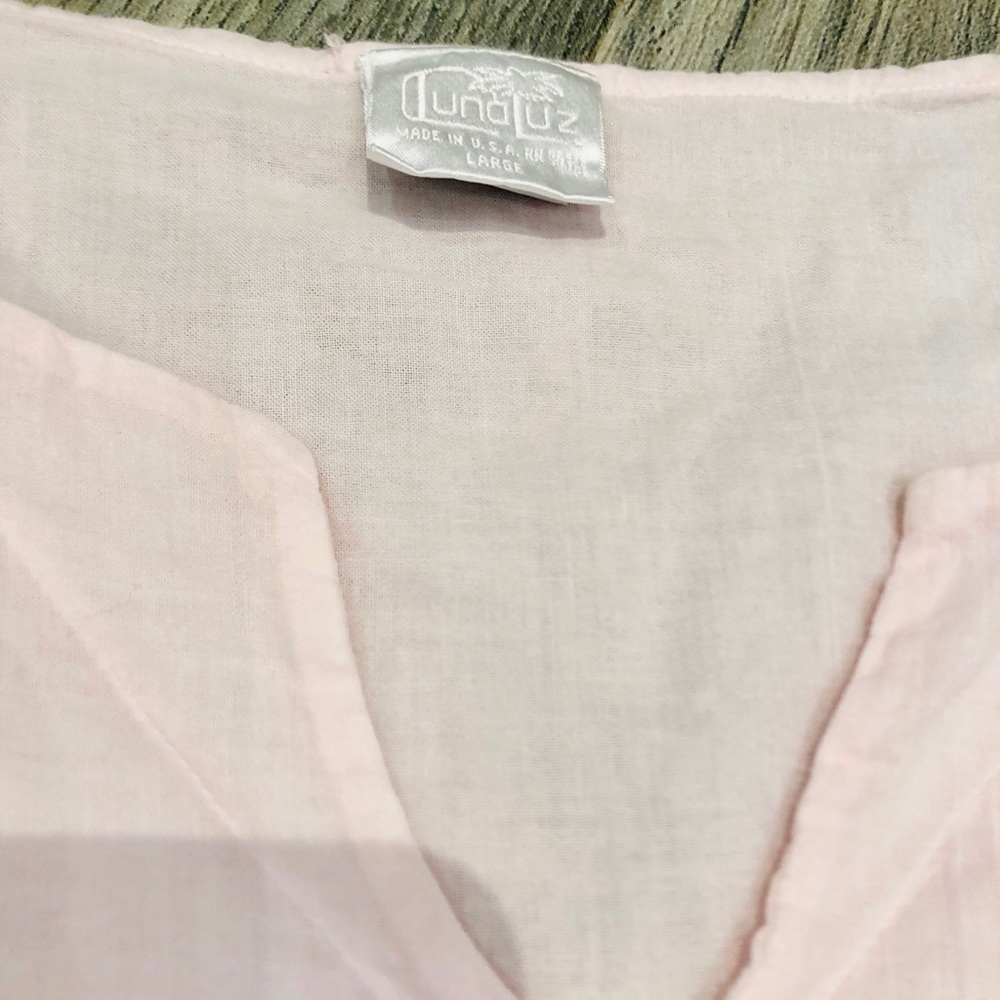 Luna Luz Petal Pink Tunic Top- Handkerchief Hem - Picture 4 of 7